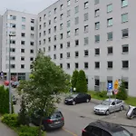 Ds Za Kolumnami